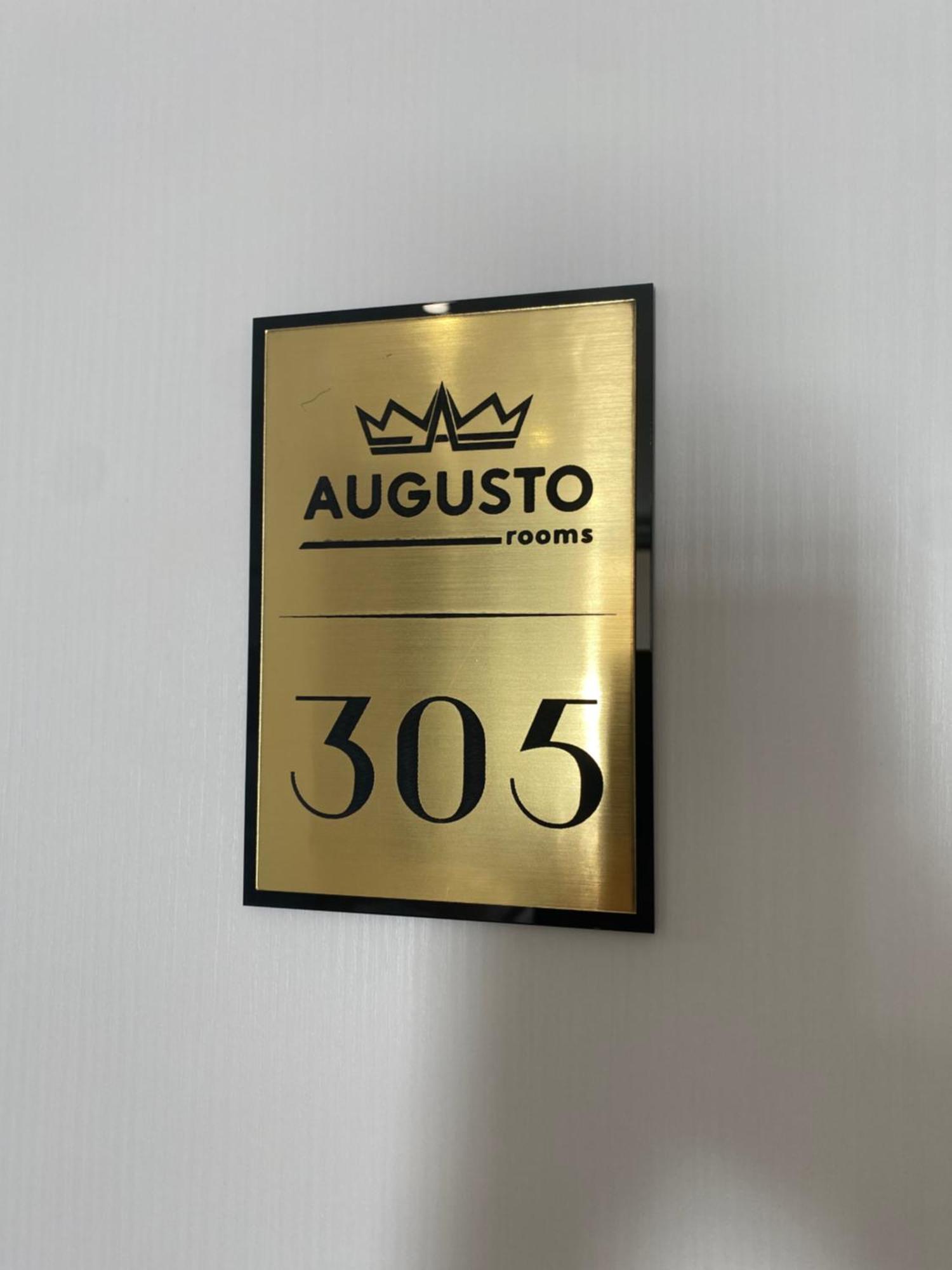 Augusto Rooms Sarande Bagian luar foto